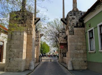 hungary/vac/attraction/becsi-vagy-felso-kapu