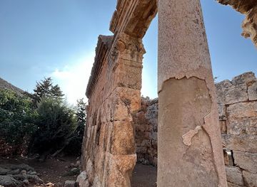 lebanon/rashaya/attraction/dakoueh-roman-temple