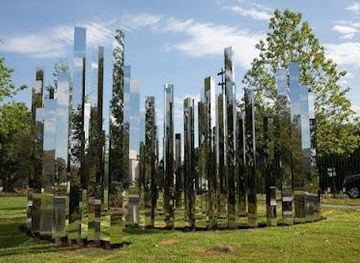 louisiana/slidell/attraction/sydney-and-walda-besthoff-sculpture-garden