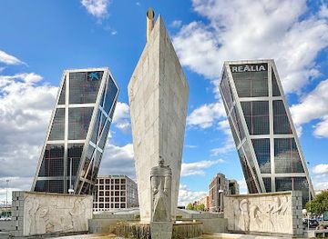 spain/madrid-community/attraction/plaza-de-castilla