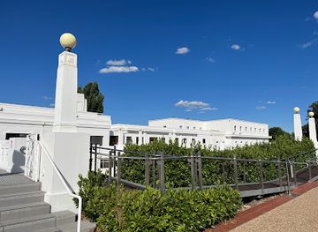 australia/canberra/braddon/attraction/old-parliament-house