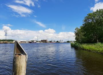 germany/lubeck/attraction/old-port-gothmund