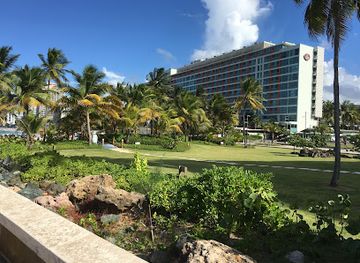 puerto-rico/san-juan/isla-verde/attraction/la-ventana-al-mar