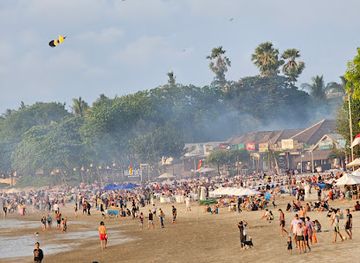 indonesia/bali/jimbaran/attraction/pantai-jimbaran