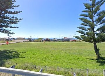 new-zealand/napier/attraction/beach-carpark