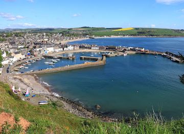united-kingdom/kincardineshire/attraction/stonehaven-harbour