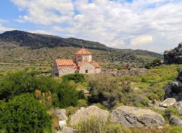 greece/saronic-gulf-islands/attraction/temple-of-zeus-hellanios