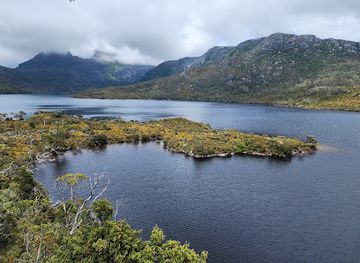 australia/cradle-mountain-lake-st-clair-national-park/attraction/cradle-mountain-visitor-centre