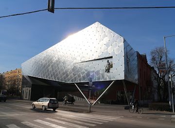 hungary/cserehat/attraction/emlekpont