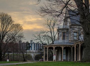 connecticut/norwalk/attraction/lockwood-mathews-mansion-museum