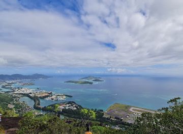 seychelles/fregate-island/attraction/mont-sebert-viewpoint