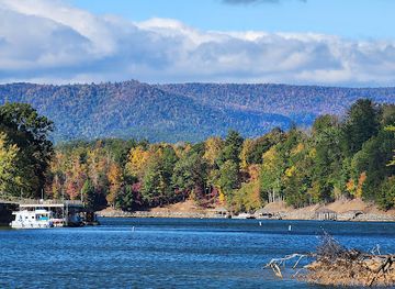 north-carolina/pisgah-national-forest/attraction/lake-james-state-park