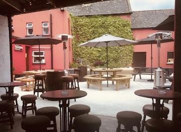 ireland/athlone/attraction/kirwan-s-bar