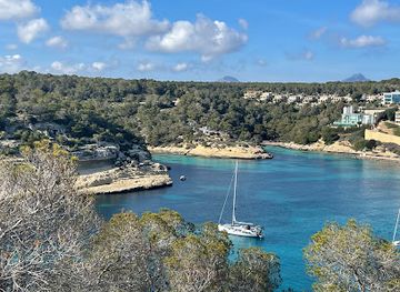 spain/balearic-islands/attraction/cova-de-portals-vells