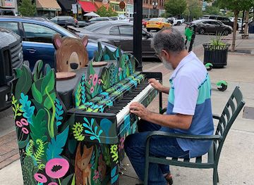 utah/ogden/attraction/get-out-and-live-mural