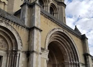 united-kingdom/belfast/attraction/belfast-cathedral-the-cathedral-church-of-st-anne