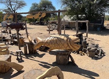 namibia/okahandja/attraction/okahandja-mbangura-woodcarvers-craft-market