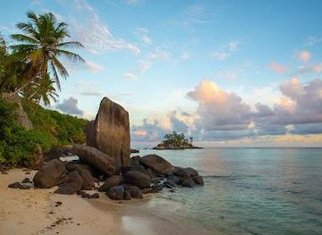 seychelles/grand-anse/attraction/anse-royale