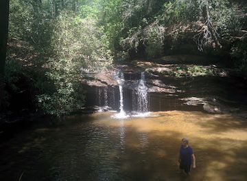 south-carolina/table-rock-state-park/attraction/lake-oolenoy