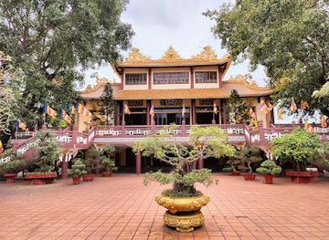 vietnam/hoi-an/attraction/chua-phap-lam