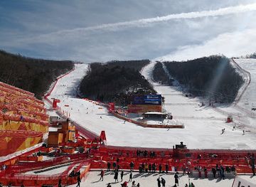 south-korea/pyeongchang-ski-resorts/attraction/yongpyong-alpine-center