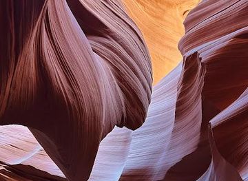 arizona/page/attraction/lower-antelope-canyon