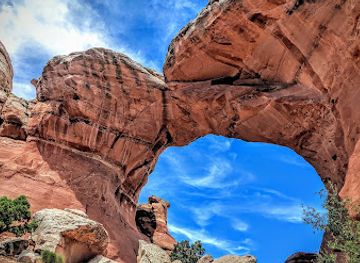 utah/capitol-reef-national-park/attraction/arches-national-park
