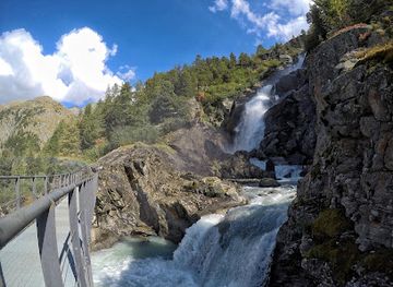 italy/gran-paradiso-national-park/attraction/rutor-falls