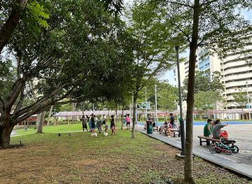 singapore/serangoon/attraction/chicken-petting-corner