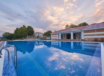 uzbekistan/chimgan-mountains/attraction/layner-mountain-resort-complex