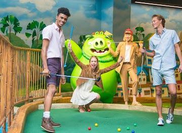 new-york/new-york-city/attraction/angry-birds-mini-golf