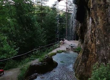 bosnia-and-herzegovina/central-bosnia-canton/attraction/vodopad-jasika