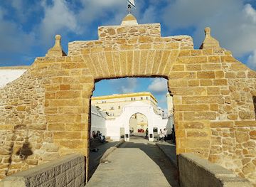 spain/cadiz/la-vina/attraction/paseo-fernando-quinones