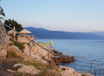 croatia/banovina/attraction/bribirska-plaza-beach