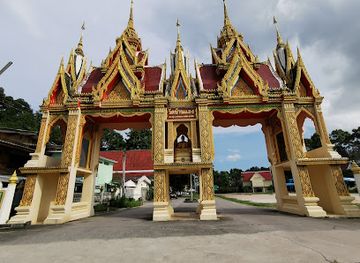 thailand/rayong/attraction/wat-banlang