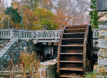 rhode-island/yawgoo-valley-ski-area-water-park/attraction/gilbert-stuart-birthplace-museum