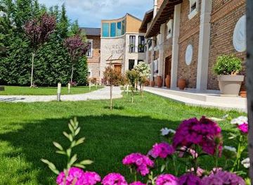 albania/tomorr-mountain/attraction/nurellari-winery-cellar-and-guest-house