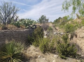 new-mexico/north-central-new-mexico/attraction/living-desert-zoo-gardens-state-park