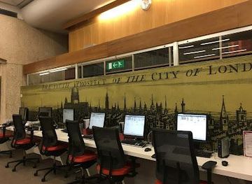 united-kingdom/windsor/attraction/guildhall-library