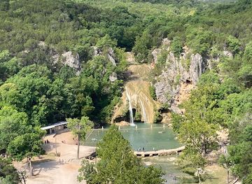 oklahoma/turner-falls-park/attraction/turner-falls-zipline