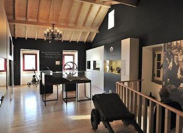 portugal/estremadura/attraction/manzwine