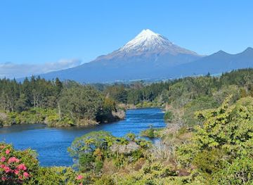 new-zealand/taranaki/attraction/mt-taranaki-lookout