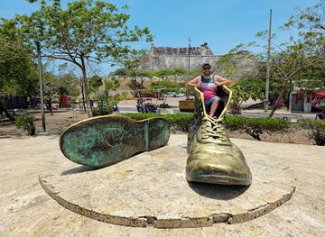 colombia/cartagena/el-laguito/attraction/las-botas-viejas