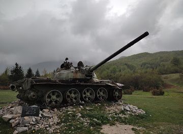 bosnia-and-herzegovina/bjelasnica-mountain/attraction/spomen-obiljezje-82-focanske-bbr