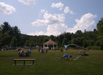 vermont/molly-stark-state-park/attraction/dover-town-park