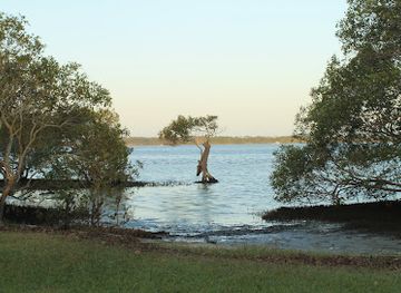 australia/sunshine-coast/attraction/murray-s-beach