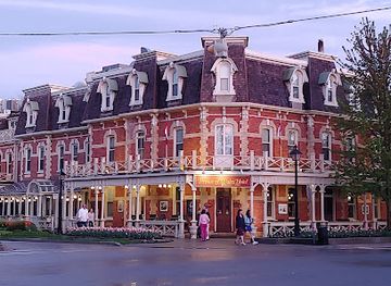 canada/niagara-peninsula/attraction/ghost-walks-of-niagara-on-the-lake