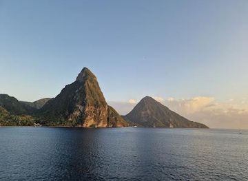 dominica/soufriere/attraction/soufriere-bay