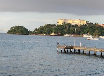 dominican-republic/samana/attraction/observatorios-del-malecon