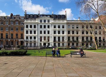 united-kingdom/london/covent-garden/attraction/bloomsbury-square-garden